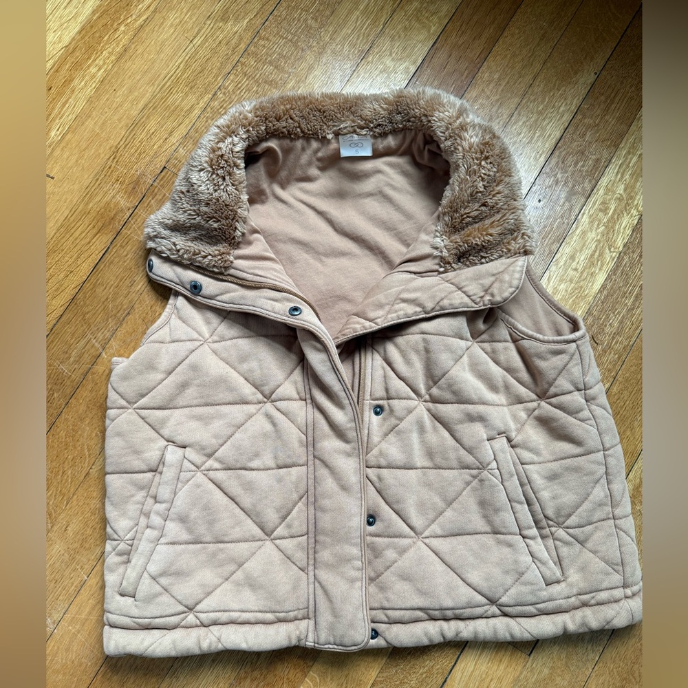 CALIA by Carrie Underwood Tan Vest with Faux Fur